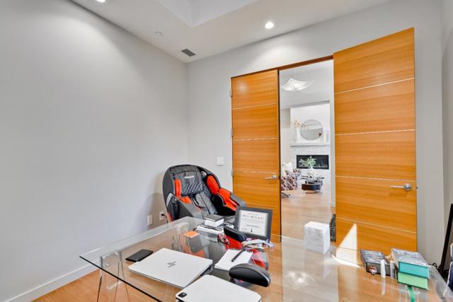 1534 Wessex Avenue, Los Altos CA: https://media.crmls.org/mediaz/bb21744b-da6e-426f-8036-c830bbfc4219.jpg