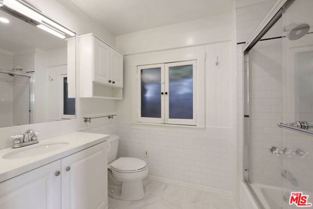551 Westmount Drive, West Hollywood CA: https://media.crmls.org/mediaz/bb217c5b-a41d-4ee7-a569-fa33a1dfd6d6.jpg