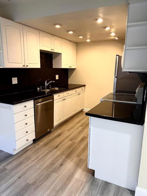 5894 El Zuparko Drive, San Jose CA: https://media.crmls.org/mediaz/bb21b3cc-7445-45ff-8590-9073b724f68c.jpg