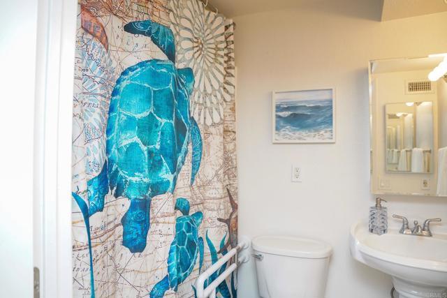 Detail Gallery Image 27 of 43 For 7352 Tooma St #227,  San Diego,  CA 92139 - 3 Beds | 2 Baths