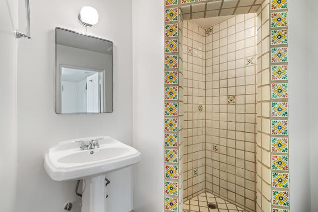 839 N Avenida Olivos, Palm Springs CA: https://media.crmls.org/mediaz/bb229aff-1d45-47cd-96a1-9d3a8d7a7a4b.jpg