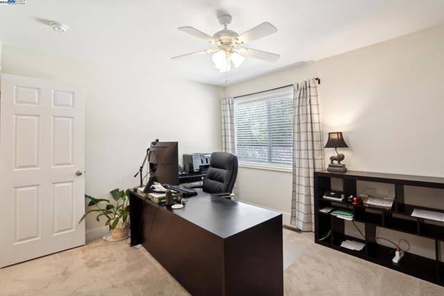 367 Mt Washington Way, Clayton CA: https://media.crmls.org/mediaz/bb22b904-0761-47c6-a2f7-20286455ff78.jpg