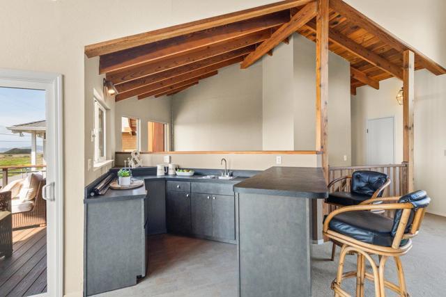 861 Railroad Avenue, Half Moon Bay CA: https://media.crmls.org/mediaz/bb22cff3-6d13-46df-941d-fe5e6a4f8ef8.jpg