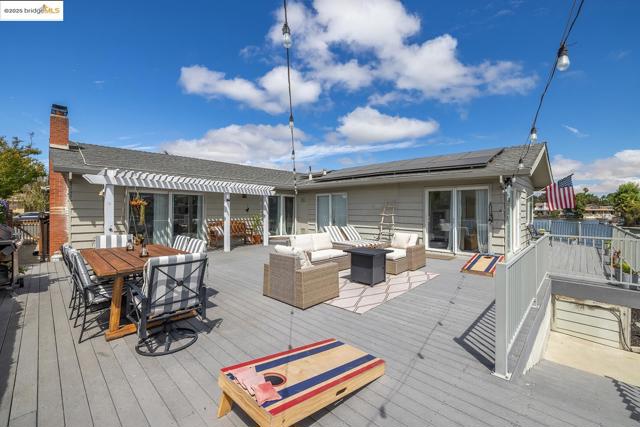 13 Alhambra Court, Antioch CA: https://media.crmls.org/mediaz/bb232d9a-f8a0-44e3-a43d-fc559ac5a828.jpg