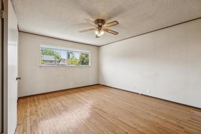 260 Bangor Avenue, San Jose CA: https://media.crmls.org/mediaz/bb237600-5441-47e5-be07-90af250df168.jpg