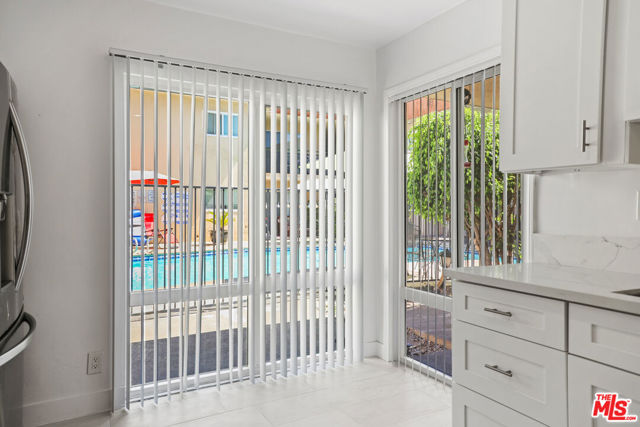 11860 Chandler Boulevard, Valley Village CA: https://media.crmls.org/mediaz/bb23aa2a-560a-41f7-be2f-19999531c8fd.jpg