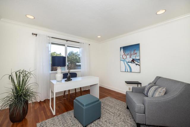 617 Forest Avenue, Palo Alto CA: https://media.crmls.org/mediaz/bb25f1af-6611-4d5d-978f-bd8555f439c0.jpg
