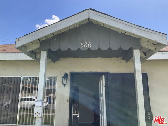 586 San Francisco Avenue, Pomona CA: https://media.crmls.org/mediaz/bb2646c9-6a1b-4250-bcdc-8de898dd8c67.jpg