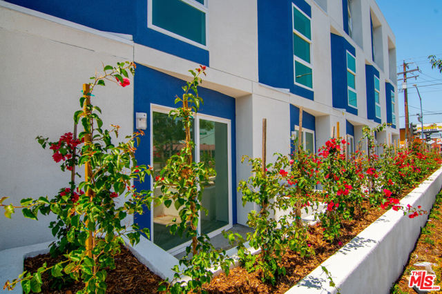 Image 2 of 7 For 13919 Normandie Avenue