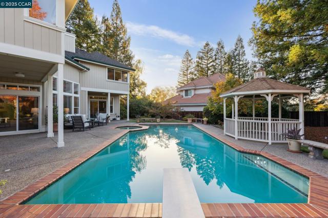 788 Woodwind Place, Walnut Creek CA: https://media.crmls.org/mediaz/bb2707e2-e965-422e-b9b3-68973daa6f0e.jpg