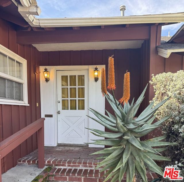 6053 Atoll Avenue photo 2