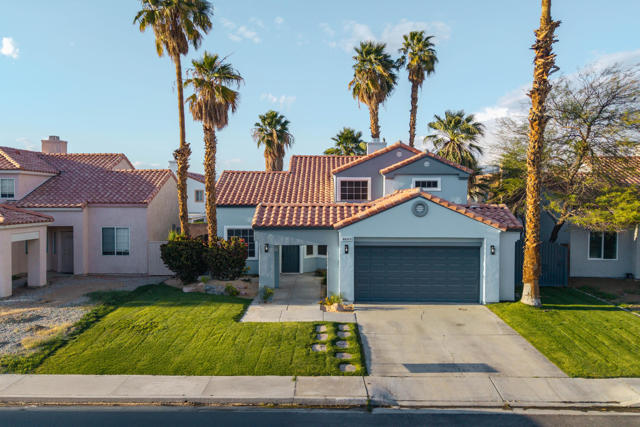 80672 Jasmine Lane, Indio CA: https://media.crmls.org/mediaz/bb2c1a84-c915-4006-acbc-887b294fd3fe.jpg