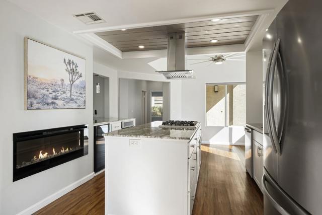 48211 Vista De Nopal, La Quinta CA: https://media.crmls.org/mediaz/bb2c2ca1-afbb-4eb4-91aa-f7b9854d6889.jpg