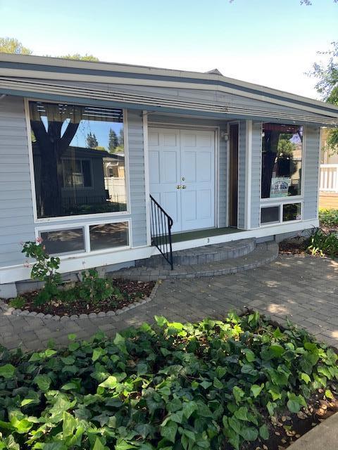 63 Palomar Real, Campbell CA: https://media.crmls.org/mediaz/bb2c6e88-7c5e-44bc-ba05-3607b0ba0e33.jpg