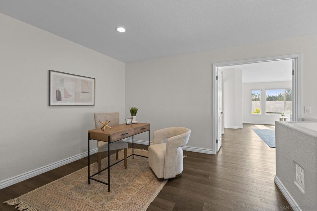 MLS #250033731SD img 15