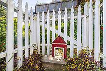 3763 20th Street, San Francisco CA: https://media.crmls.org/mediaz/bb2cd758-c90b-47c4-8350-891fc5a61f35.jpg