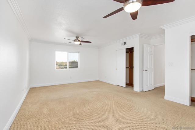 12216 Riesling Ct, San Diego CA: https://media.crmls.org/mediaz/bb2ecda2-c01c-485d-9351-a7f2fa121ac0.jpg