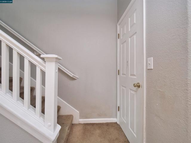 2035 Pasado Avenue, Manteca CA: https://media.crmls.org/mediaz/bb2ee6b6-98dd-41de-a1a5-dc112e069ec6.jpg