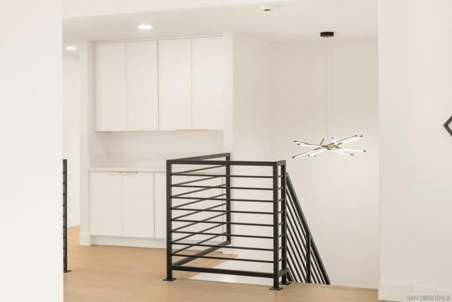 15032 Heath Dr, Poway CA: https://media.crmls.org/mediaz/bb2f04ab-2a08-422a-a252-1fd4268e5917.jpg