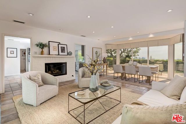 251 Ashdale Avenue, Los Angeles CA: https://media.crmls.org/mediaz/bb30071a-d0c5-4811-a0c3-7d92c4db5a43.jpg