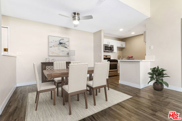 1626 Malcolm Avenue, Los Angeles CA: https://media.crmls.org/mediaz/bb30e4d1-c679-4d18-8db2-17df10851a79.jpg