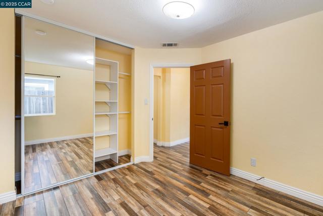 2941 Crawford St, Concord CA: https://media.crmls.org/mediaz/bb3119af-6742-4d78-9dab-cabde279d118.jpg