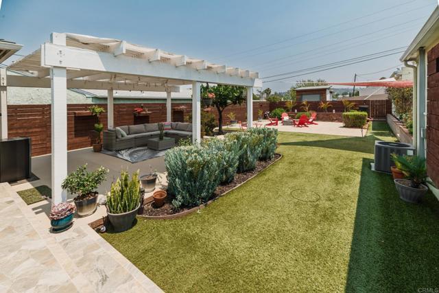Detail Gallery Image 23 of 34 For 4227 69th St, La Mesa,  CA 91941 - 4 Beds | 3 Baths