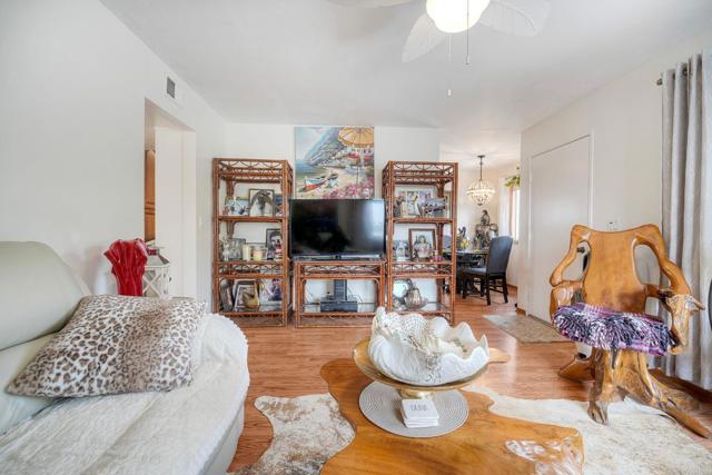 Detail Gallery Image 15 of 33 For 3733 Gail Dr, Oceanside,  CA 92056 - 2 Beds | 1 Baths