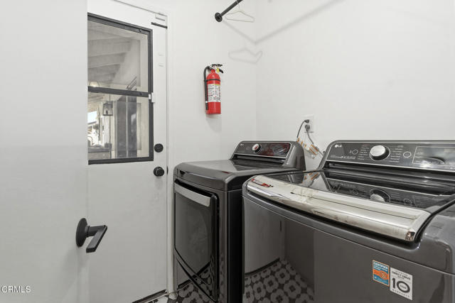 Detail Gallery Image 18 of 24 For 1594 Kirk Ave, Thousand Oaks,  CA 91360 - 4 Beds | 2 Baths