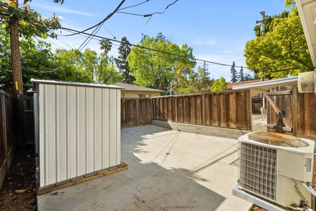 Image 40 of 54 For 1175 Ravenscourt Avenue
