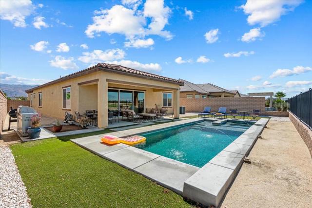 85115 Stazzano Place, Indio CA: https://media.crmls.org/mediaz/bb32d27e-5ff5-4162-a4b5-7df987e18f2c.jpg