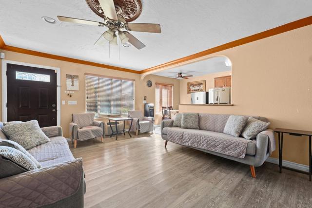 Detail Gallery Image 3 of 21 For 792 Avocado Ave #25,  El Cajon,  CA 92020 - 2 Beds | 1 Baths