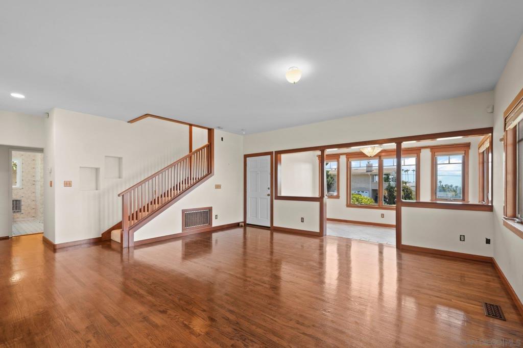 4444 Leon St. - photo 4
