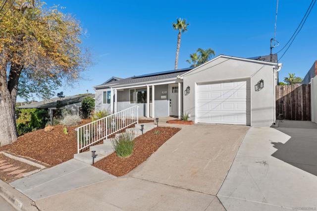 2103 Garfield, San Diego CA: https://media.crmls.org/mediaz/bb366325-28f4-43ec-ac22-c68e93e0f830.jpg