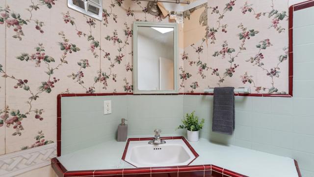 Detail Gallery Image 25 of 38 For 9318 Campo Rd, Spring Valley,  CA 91977 - 3 Beds | 2 Baths
