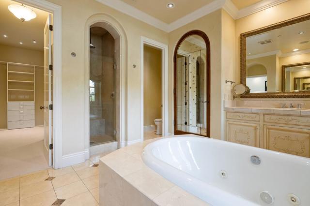 1305 Lions Peak Lane, San Martin CA: https://media.crmls.org/mediaz/bb38fdfe-b35c-4561-939e-e283abefb4f2.jpg