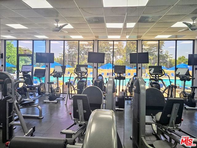 2160 CENTURY PARK EAST, Los Angeles CA: https://media.crmls.org/mediaz/bb39cde8-5438-477d-82e2-1c1e470b8499.jpg