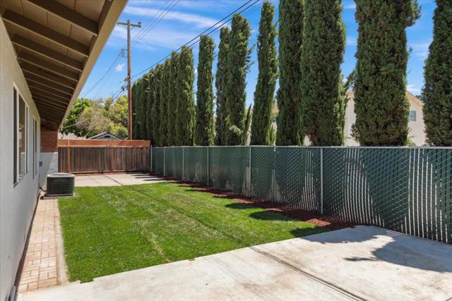 770 Gary Street, Gilroy CA: https://media.crmls.org/mediaz/bb3a5f8c-90bf-4937-a1b5-d1568eac444f.jpg
