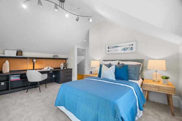 19050 Camino Barco, Saratoga CA: https://media.crmls.org/mediaz/bb3a7aa9-78da-4d48-b12c-4175c7ad6d44.jpg