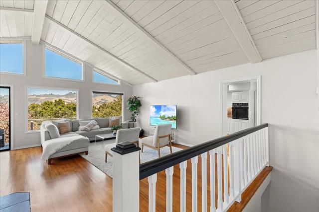 Image 6 of 67 For 3510 Viola Drive