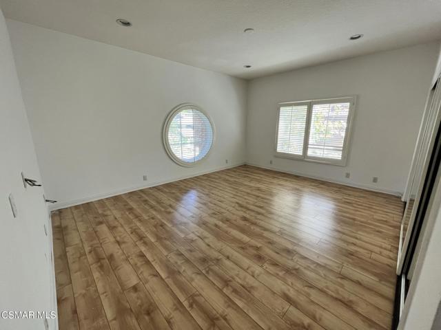 29160 Oakpath Drive, Agoura Hills CA: https://media.crmls.org/mediaz/bb3bd1a2-7dc3-4c7a-851e-023cddbbcb85.jpg
