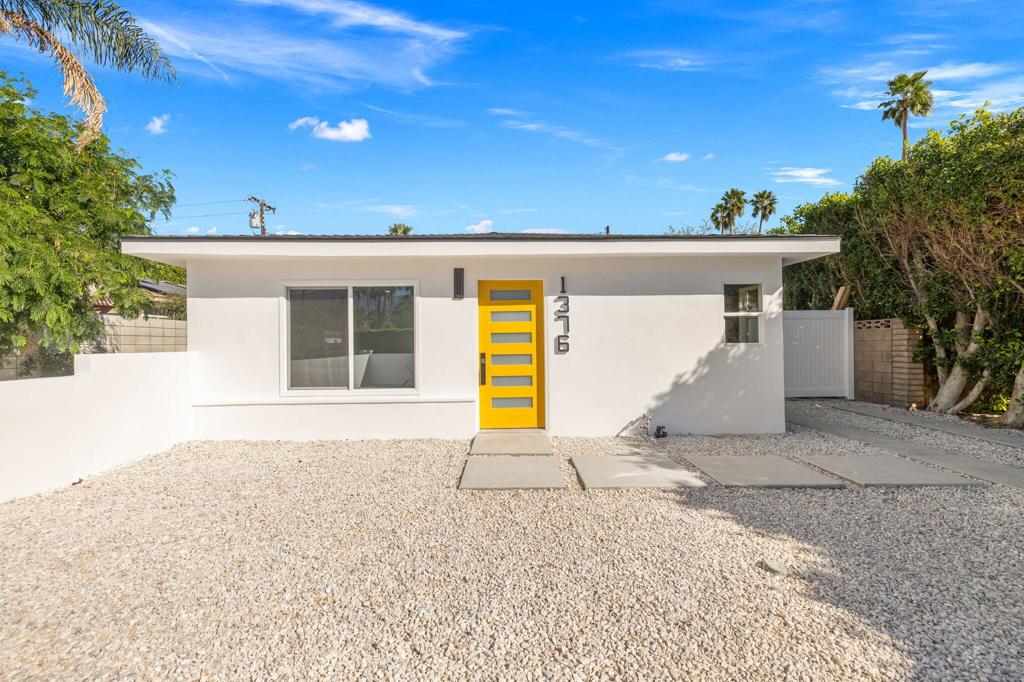 1372 E Camino Primrose