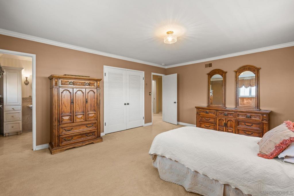 6401 La Jolla Scenic Dr S - photo 18
