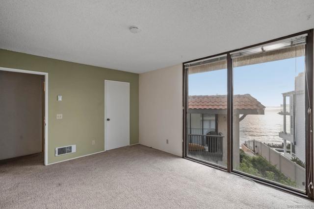 190 Del Mar Shores Ter, Solana Beach, California 92075, 2 Bedrooms Bedrooms, ,2 BathroomsBathrooms,Condominium,For Sale,Del Mar Shores Ter,250035827SD