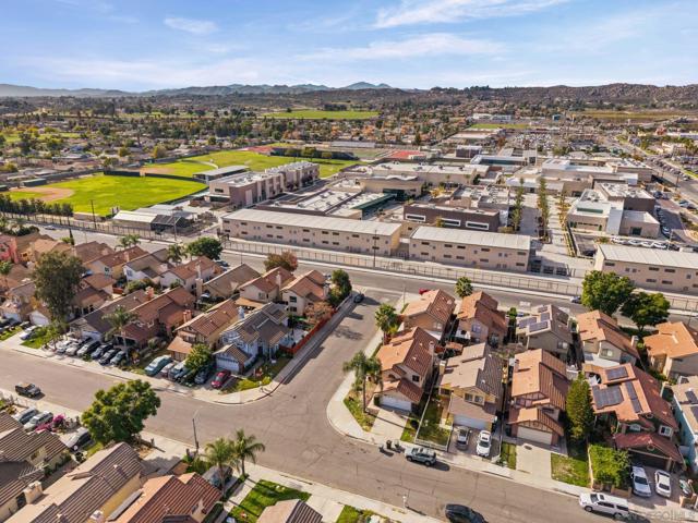 1534 Heirloom Ave, Perris CA: https://media.crmls.org/mediaz/bb3cf2ca-71c4-450d-af4d-1297e4a011cc.jpg