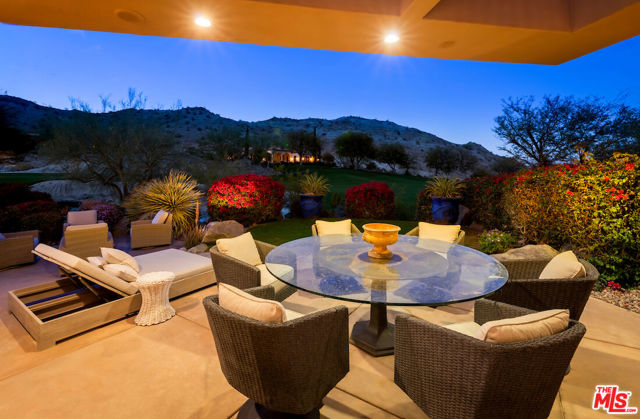 136 Netas Drive, Palm Desert CA: https://media.crmls.org/mediaz/bb3e3855-a9a8-4988-b9d4-505830a72ae0.jpg