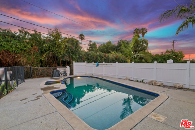 28745 Enrose Avenue, Rancho Palos Verdes, California 90275, 4 Bedrooms Bedrooms, ,1 BathroomBathrooms,Residential,Sold,Enrose,25573367 28745 Enrose Avenue, Rancho Palos Verdes, California 90275, 4 Bedrooms Bedrooms, ,1 BathroomBathrooms,Residential,Sold,Enrose,25573367