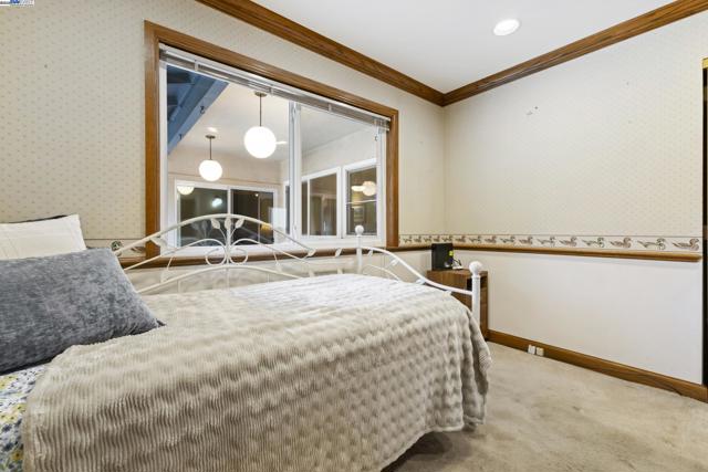 5145 Springdale Ave, Pleasanton CA: https://media.crmls.org/mediaz/bb3e96bc-6261-47f4-976b-7cf3dab605b7.jpg