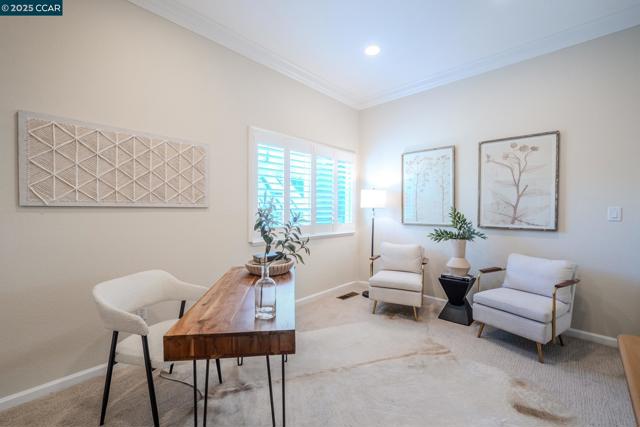 40 Northview Ct, Danville CA: https://media.crmls.org/mediaz/bb3eba70-2627-4748-bd0d-d38547bf6d13.jpg