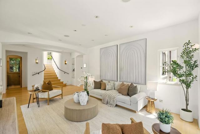 842 Boyce Avenue, Palo Alto CA: https://media.crmls.org/mediaz/bb3fa6a8-2552-42d9-95bf-4f20a7593f8b.jpg